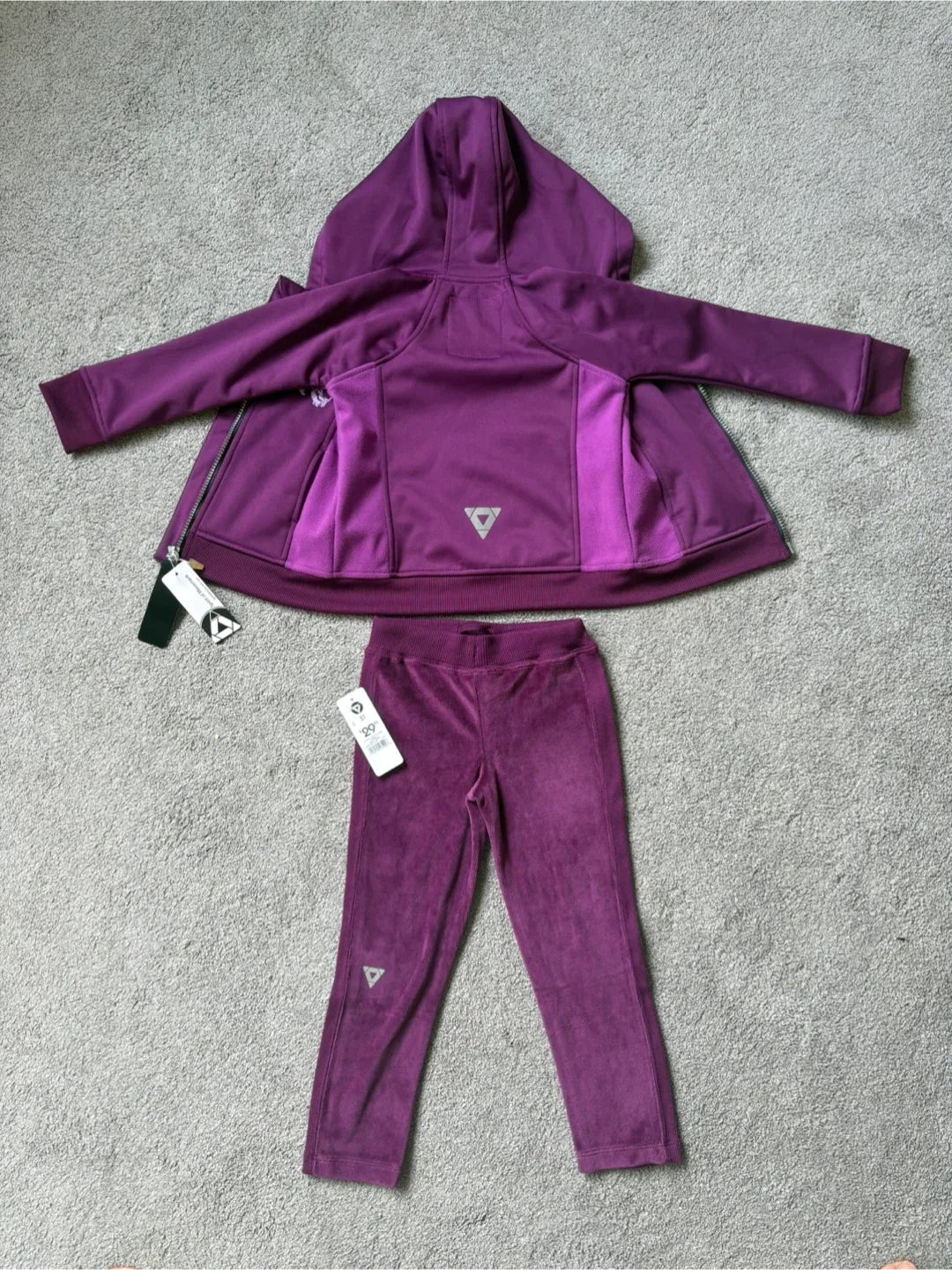 Spirit of Movement Zip Up Jacket With Matching Pants image indicator(3)