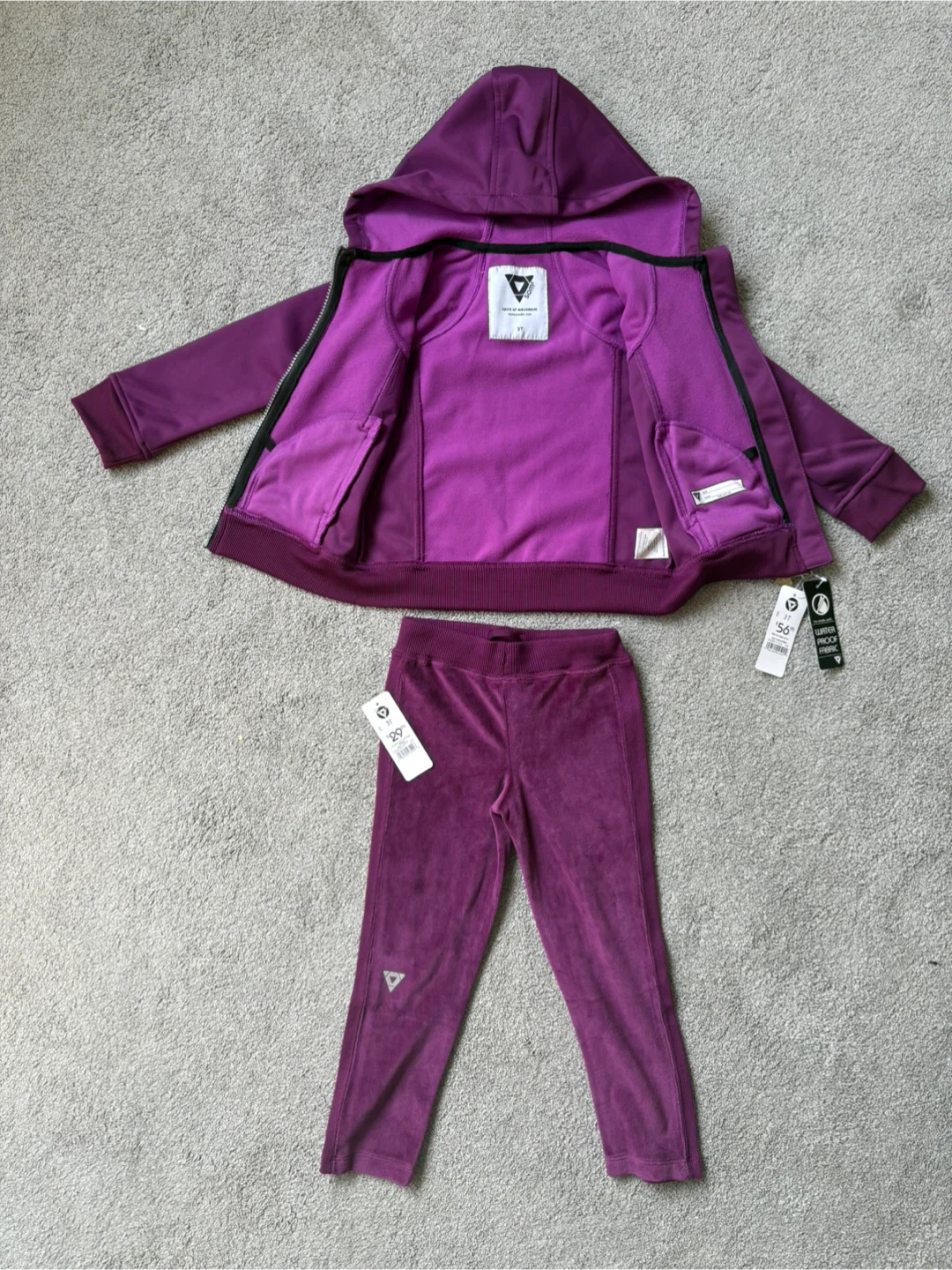 Spirit of Movement Zip Up Jacket With Matching Pants - photo 2