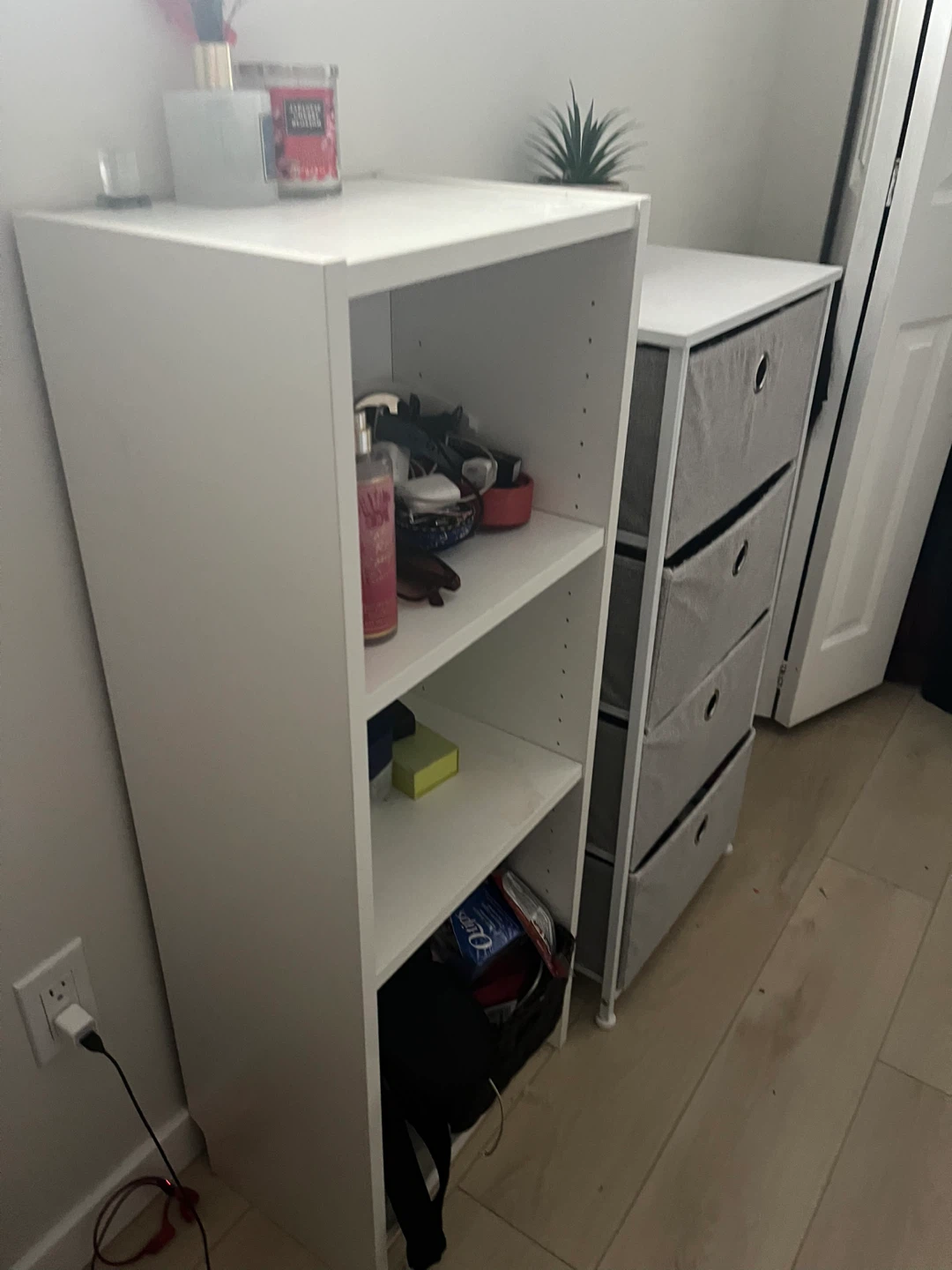 White Shelf Unit - photo 3