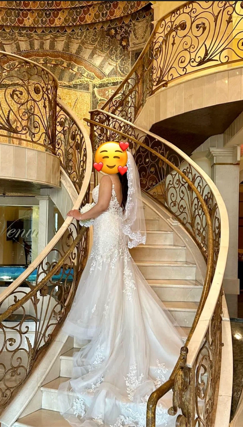 Wedding Dress - photo 3