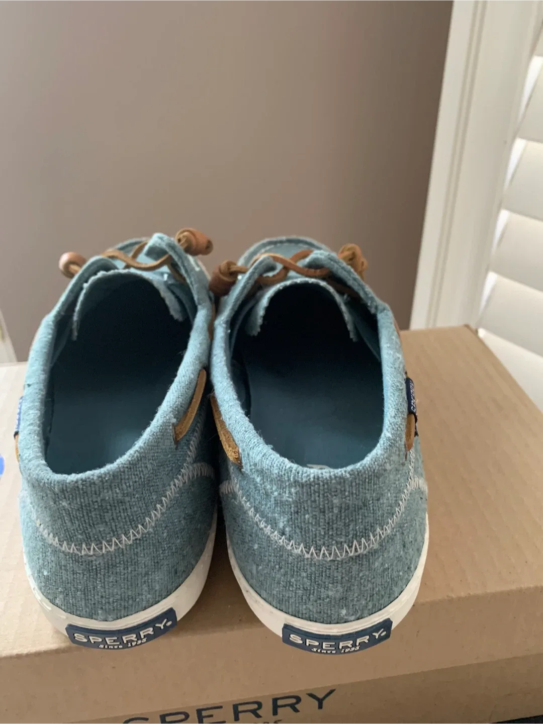 Paul Sperry Blue Boat Shoes image indicator(2)