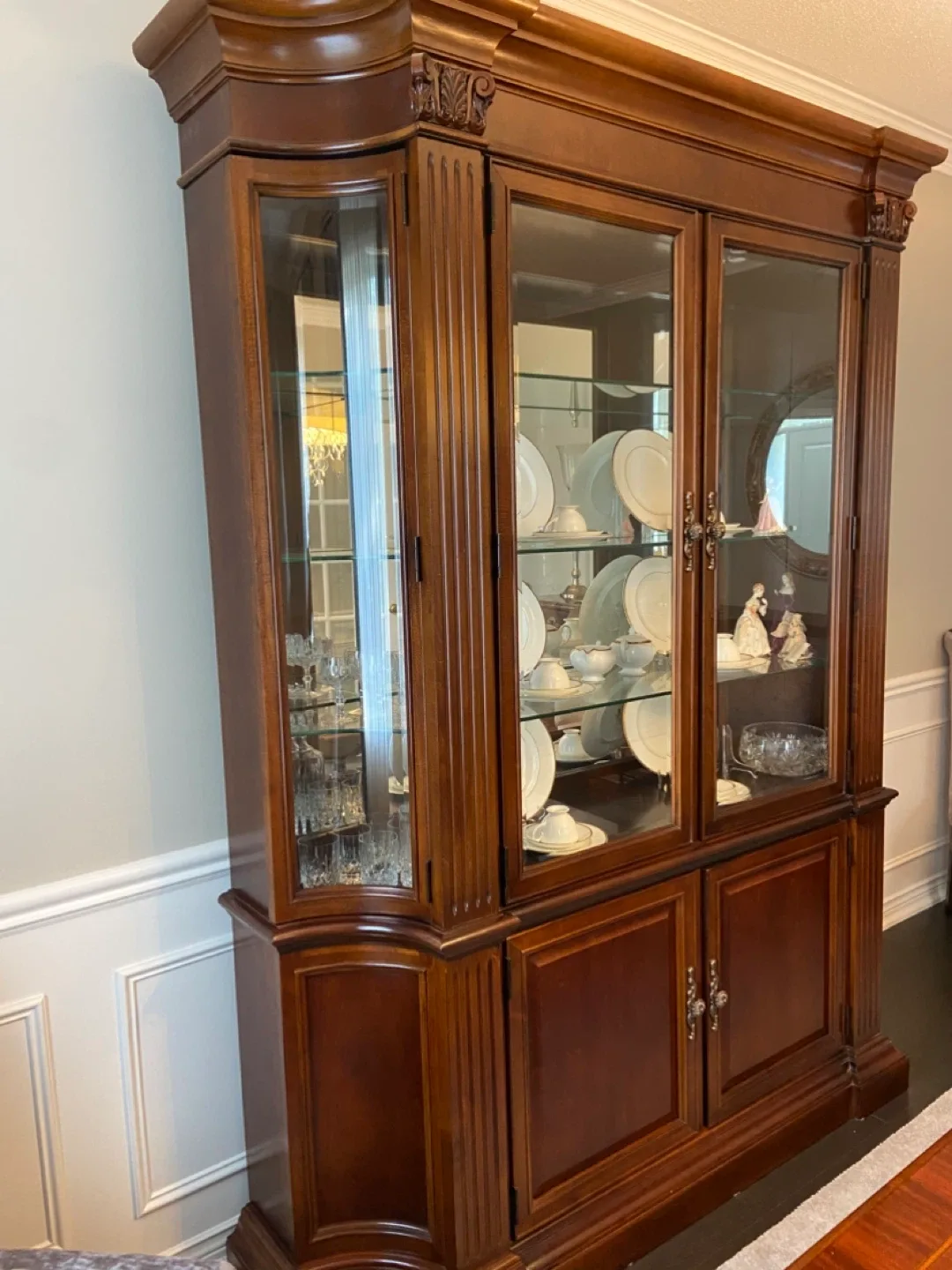 Dining Room Suite image indicator(2)