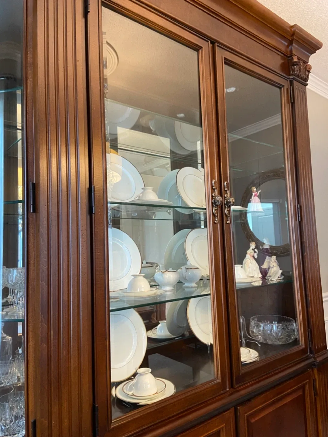 Dining Room Suite image indicator(4)