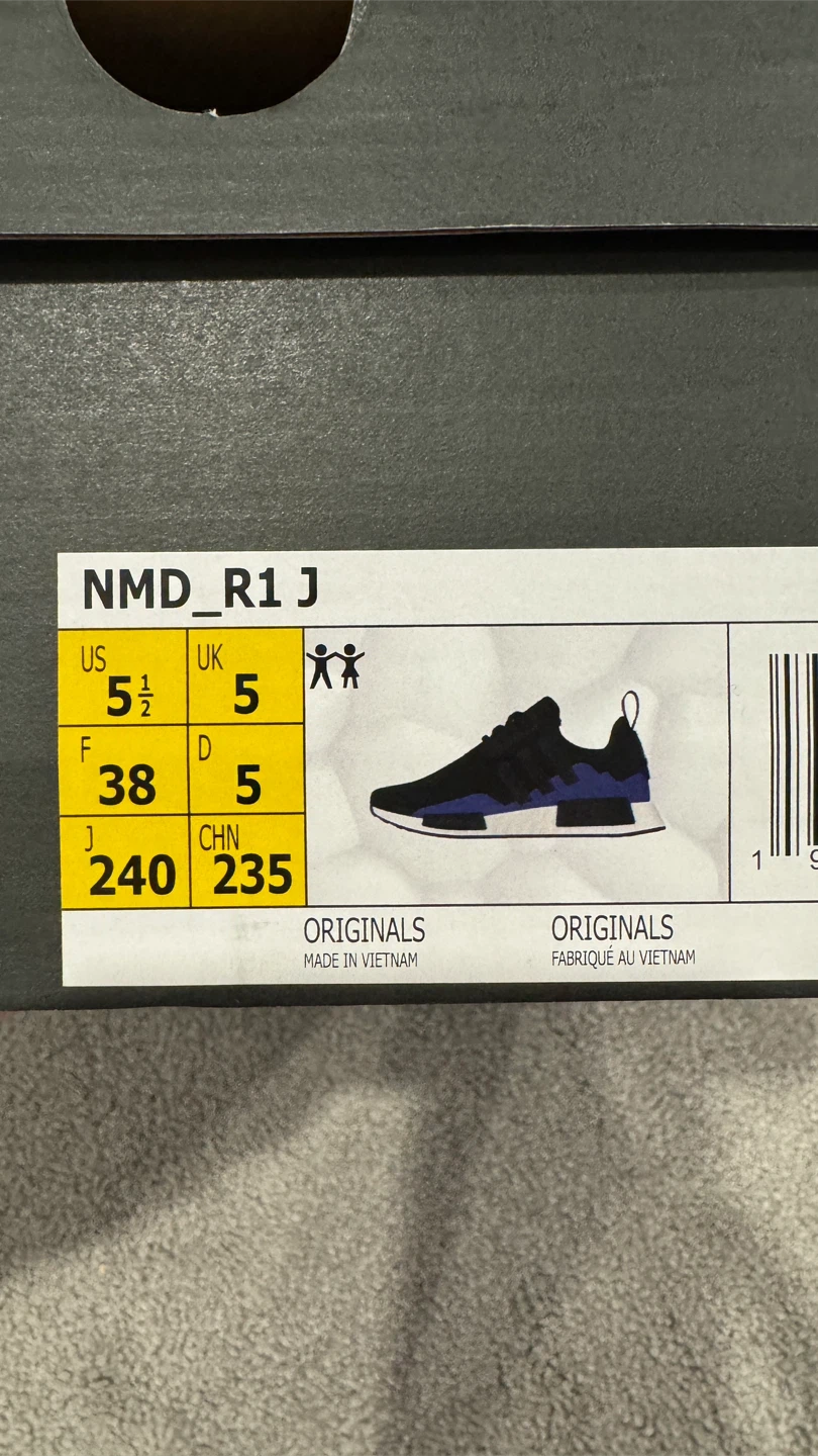 Adidas NMD_R1 J Kids Size 5.5 Black - photo 4