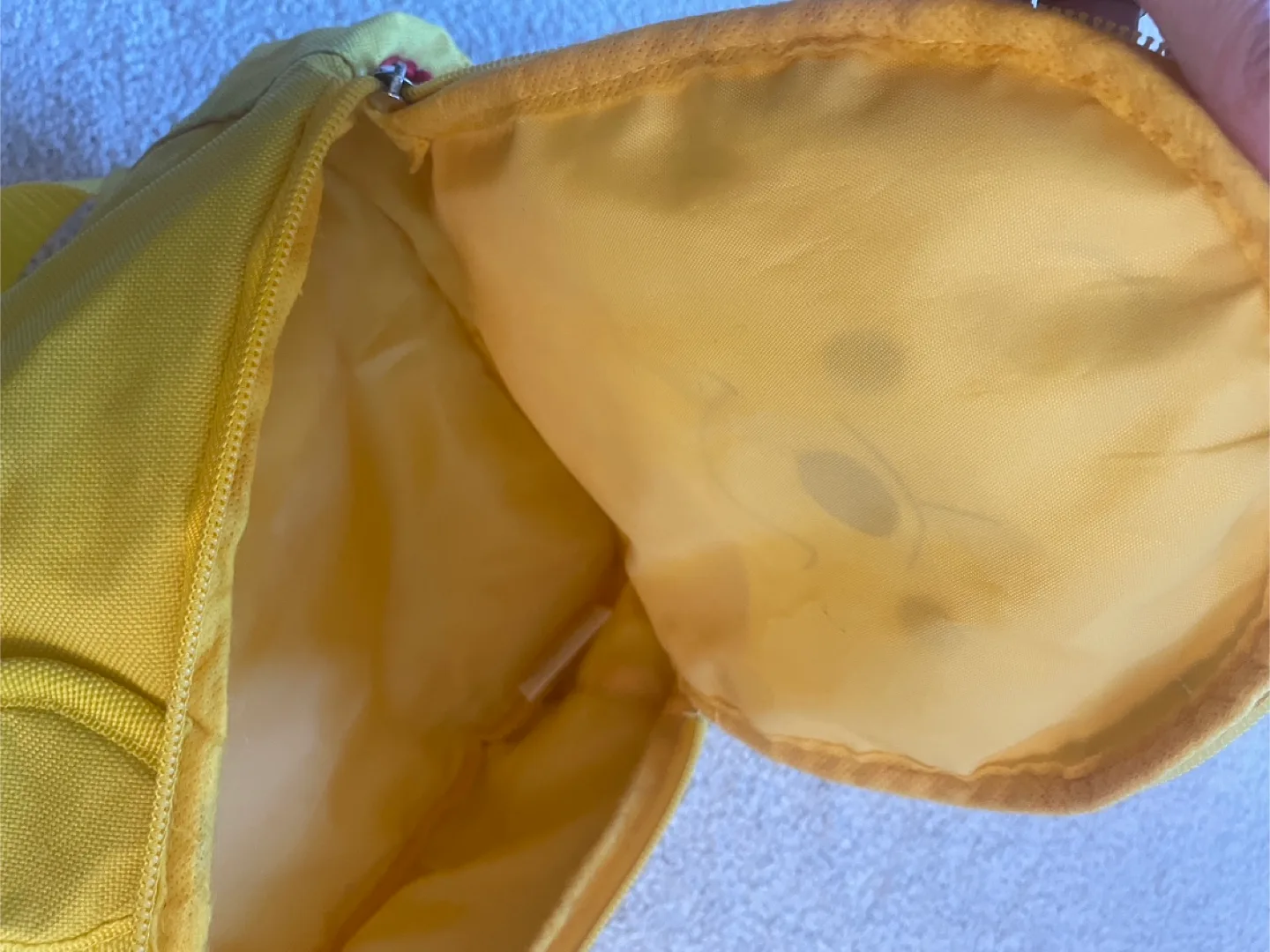 Winnie the Pooh Kids Backpack Yellow image indicator(5)