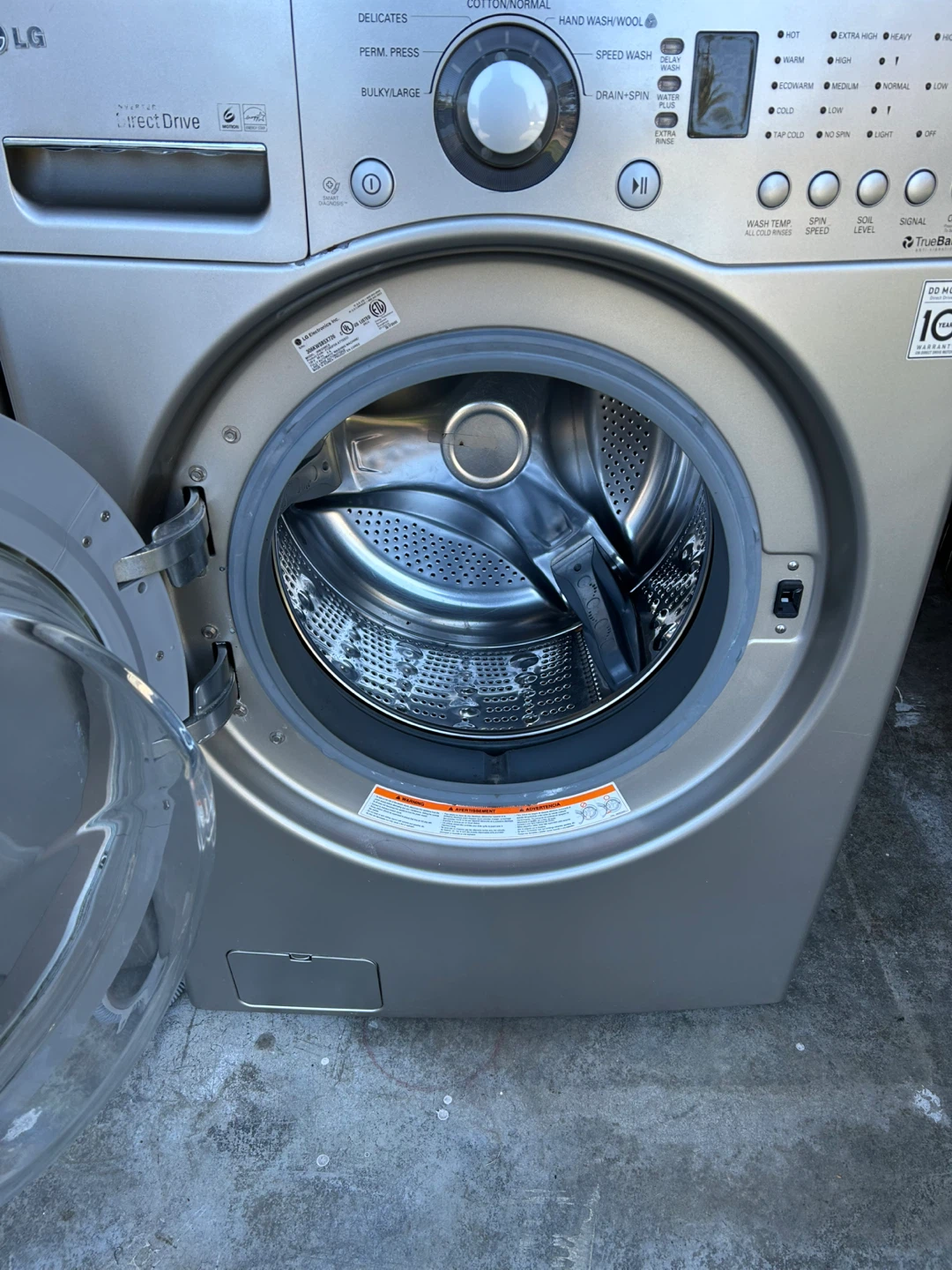 LG Washer and Dryer Set - fully functional or for parts - photo 3