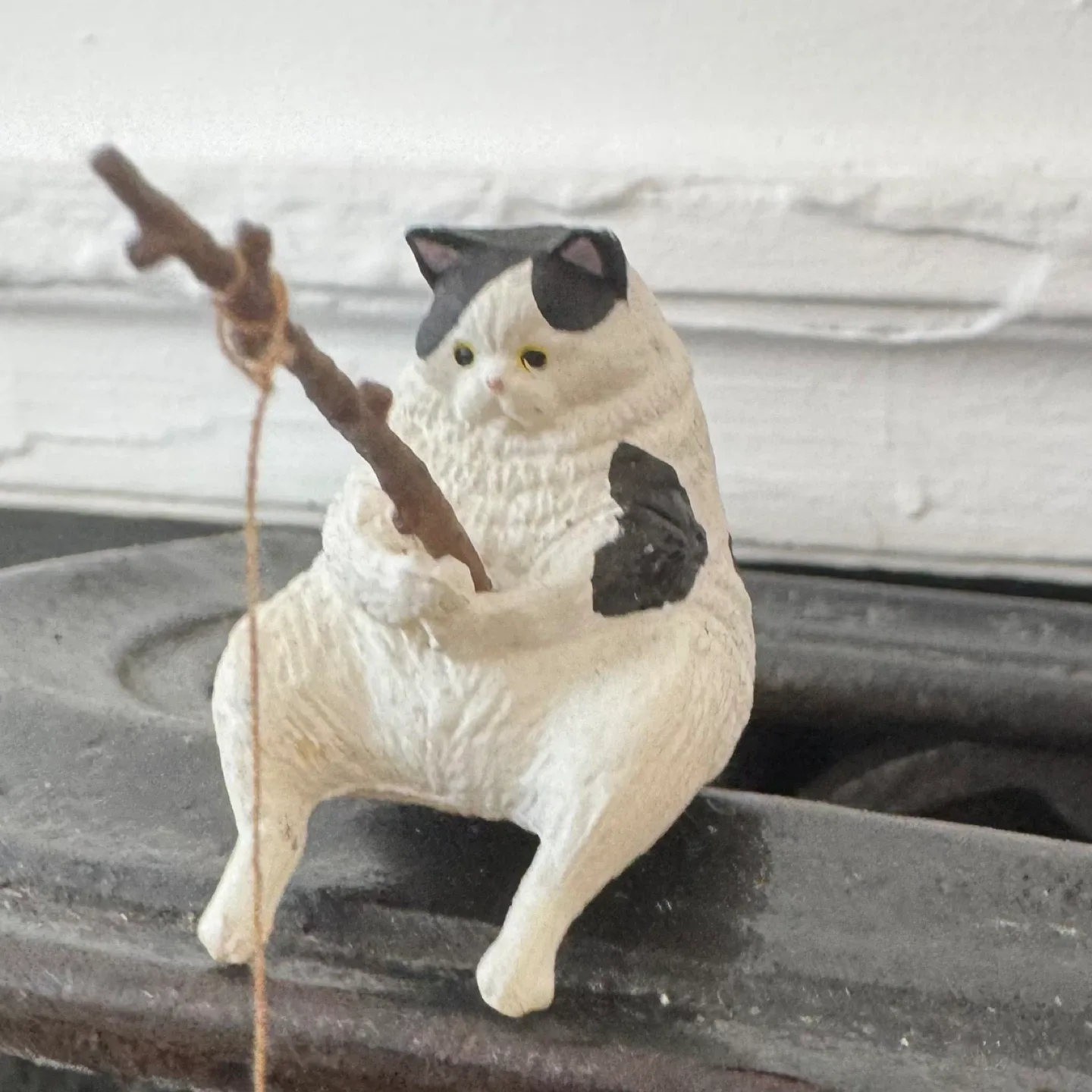 Cat Fishing Figurine thumbnail