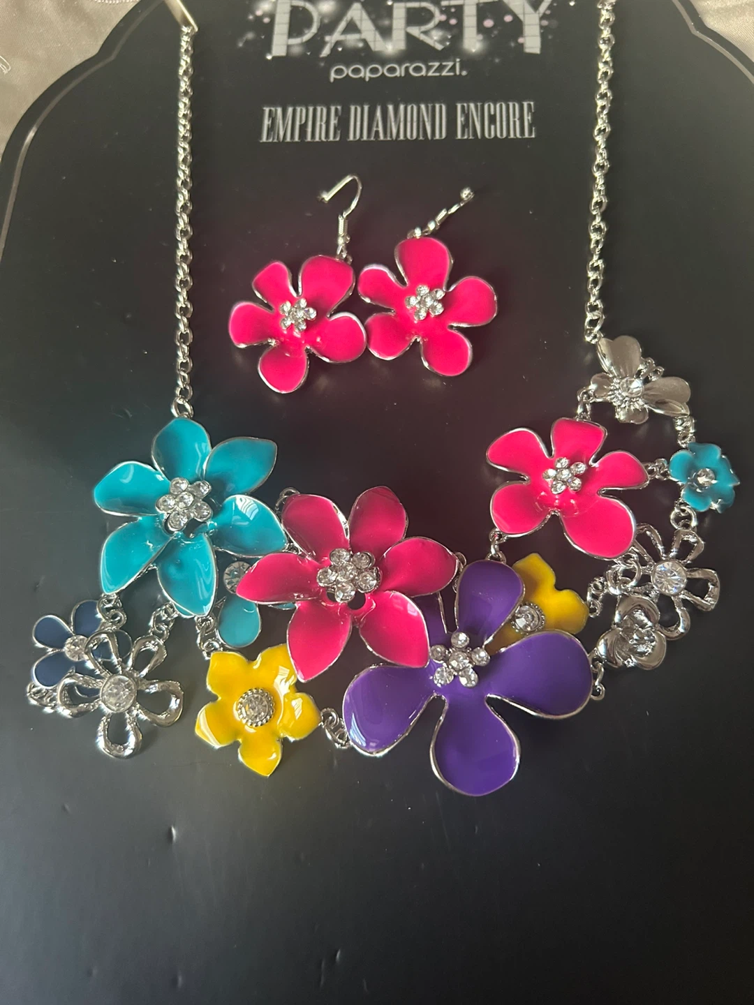 Paparazzi Empire Diamond Encore Necklace & Earring Set