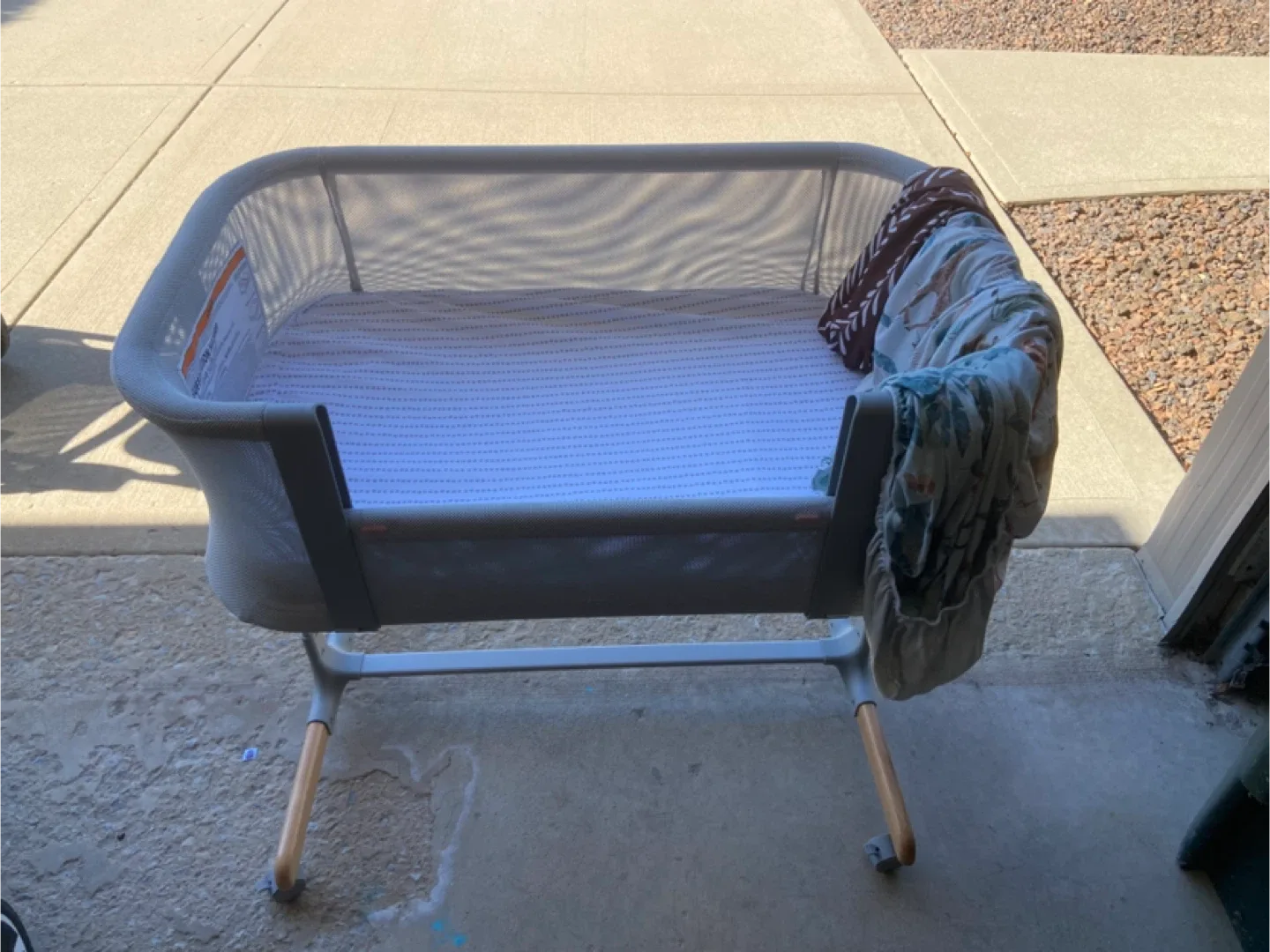 Skip Hop Bassinet image indicator(2)