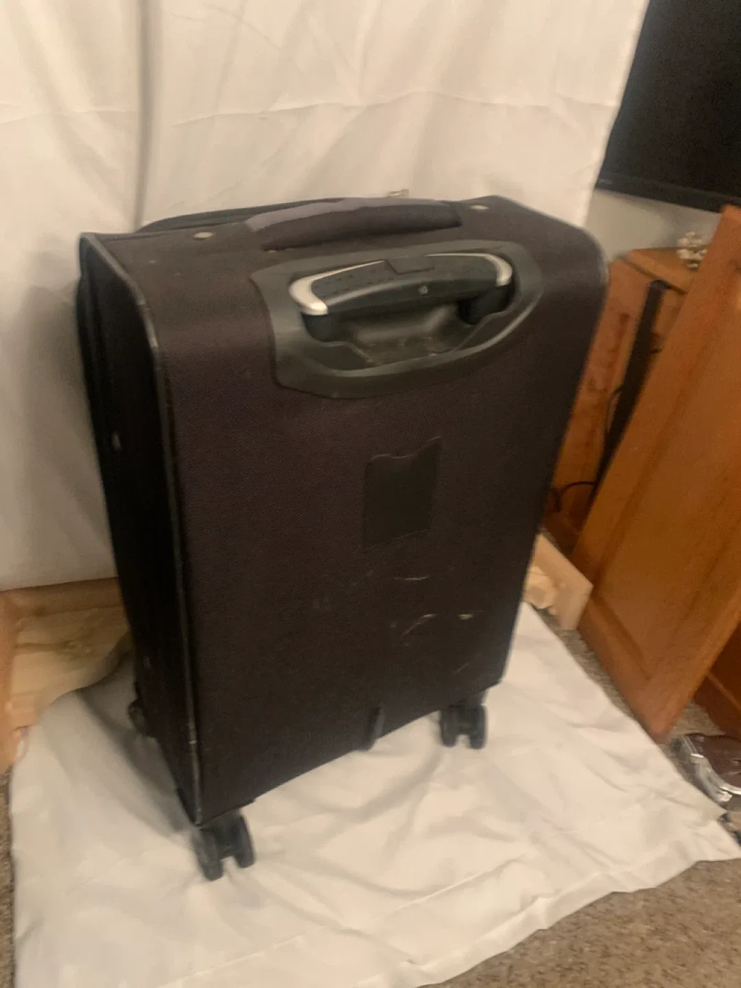 Small Luggage Carry-On Spinner Suitcase image indicator(2)