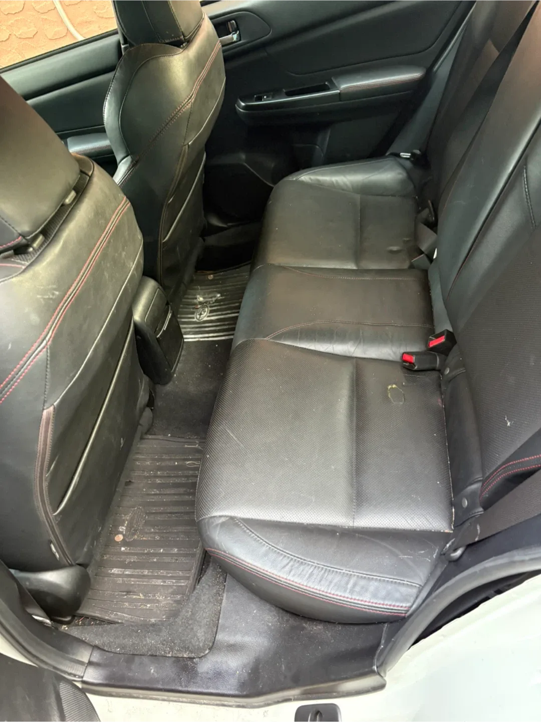 Subaru WRX - White 2017 image indicator(7)