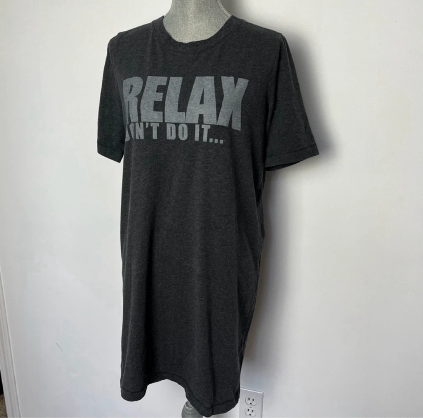 Paper Label 'Relax' Graphic Tee - photo 2