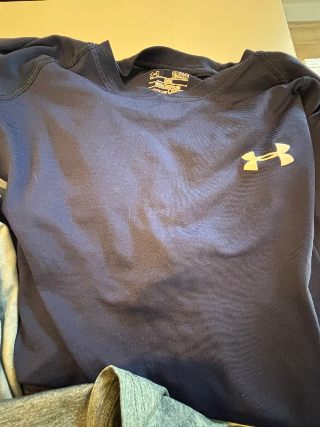 Men’s Size Medium & Large Gym Shirts & Shorts LOT For Sale image indicator(6)