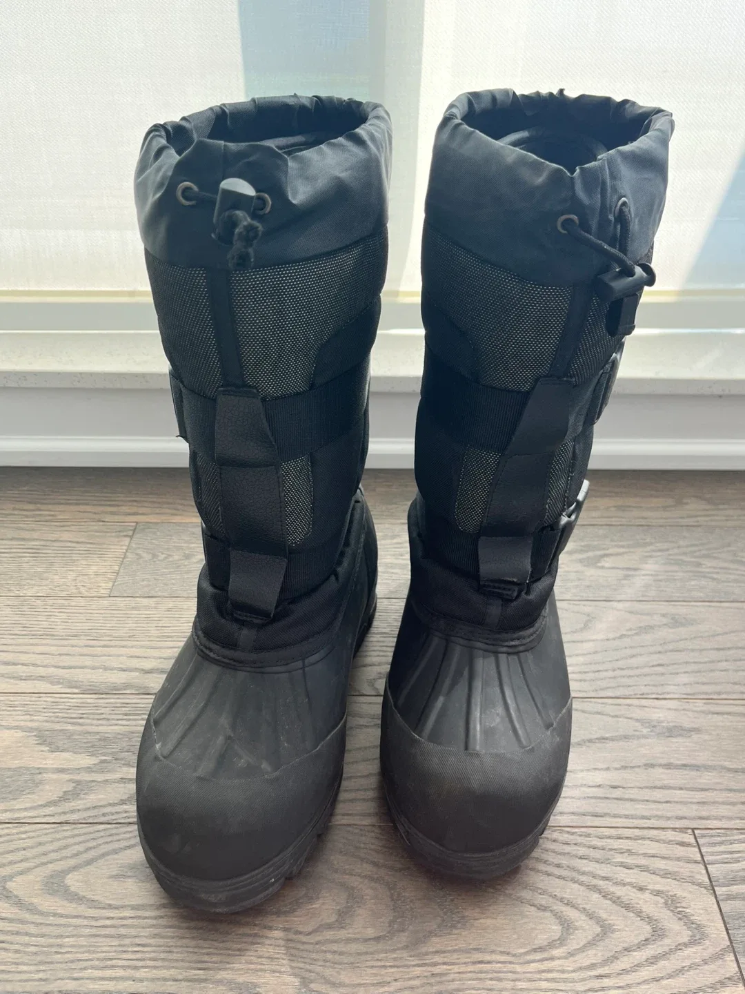 Absolute Zero Thinsulate Ultra Black Winter Boots, 10 US (Men) image indicator(4)