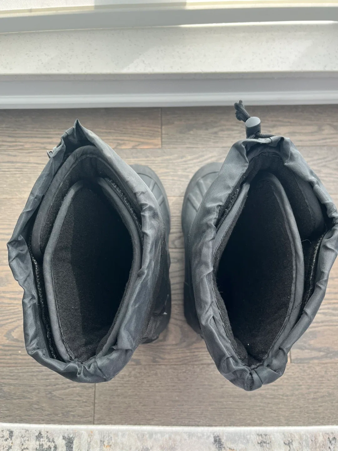 Absolute Zero Thinsulate Ultra Black Winter Boots, 10 US (Men) image indicator(6)