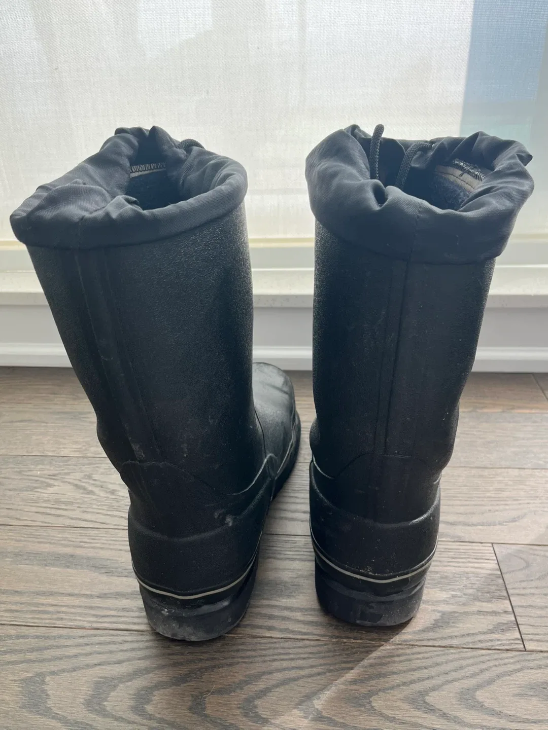 Acton Icelander Insulated Steel-toe Rubber Boots, 10 US (Men) image indicator(4)