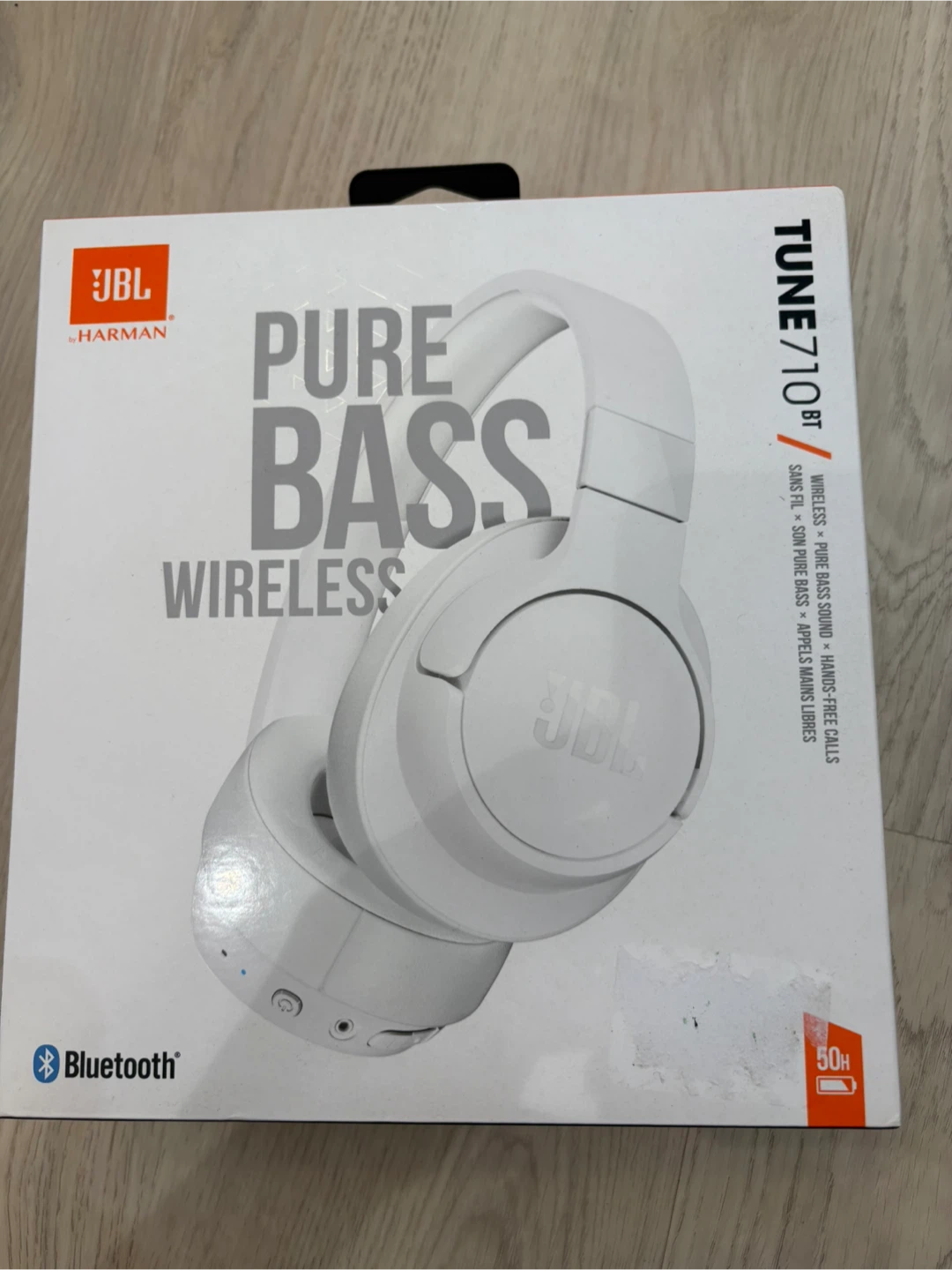 JBL wireless headphone