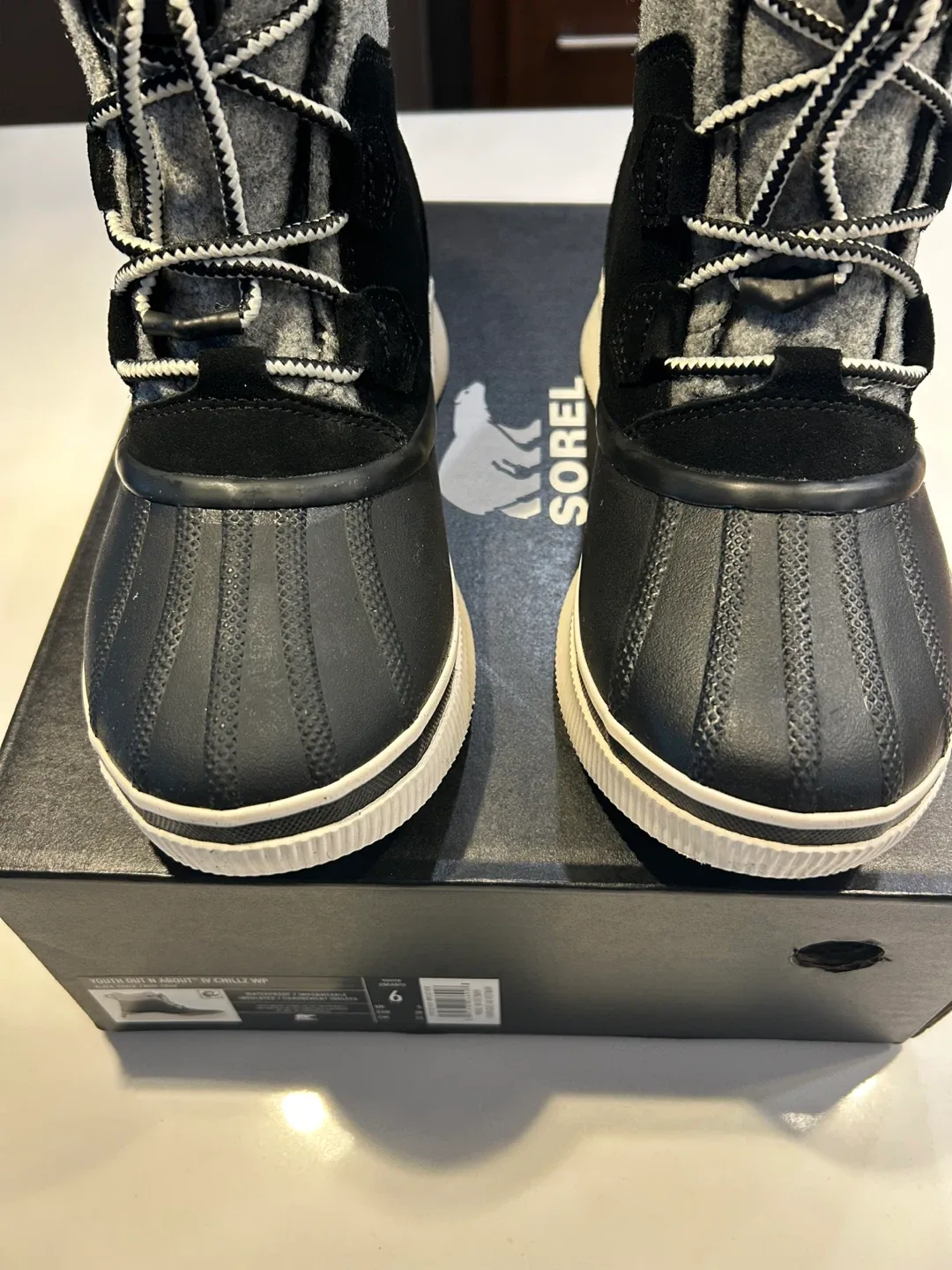 Sorel Youth Out N About IV Chillz WP Boots - Size 6 image indicator(2)