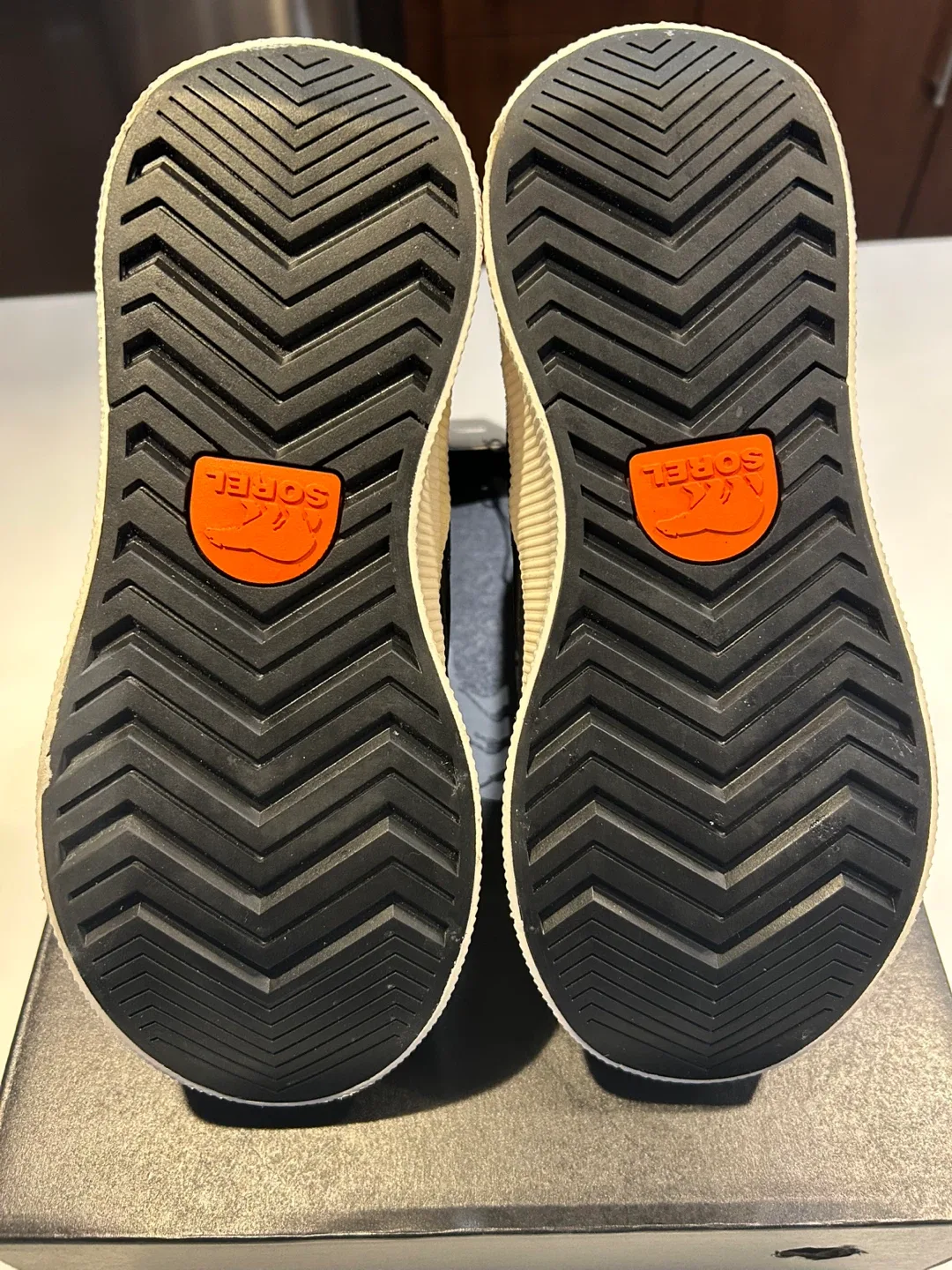 Sorel Youth Out N About IV Chillz WP Boots - Size 6 image indicator(4)