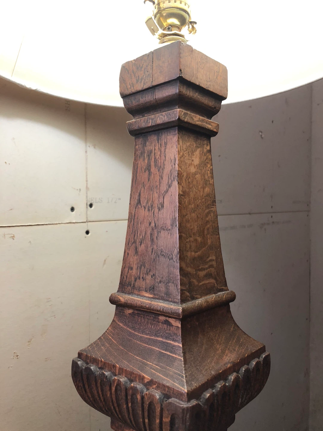 Pair of Wooden Table Lamps - photo 3
