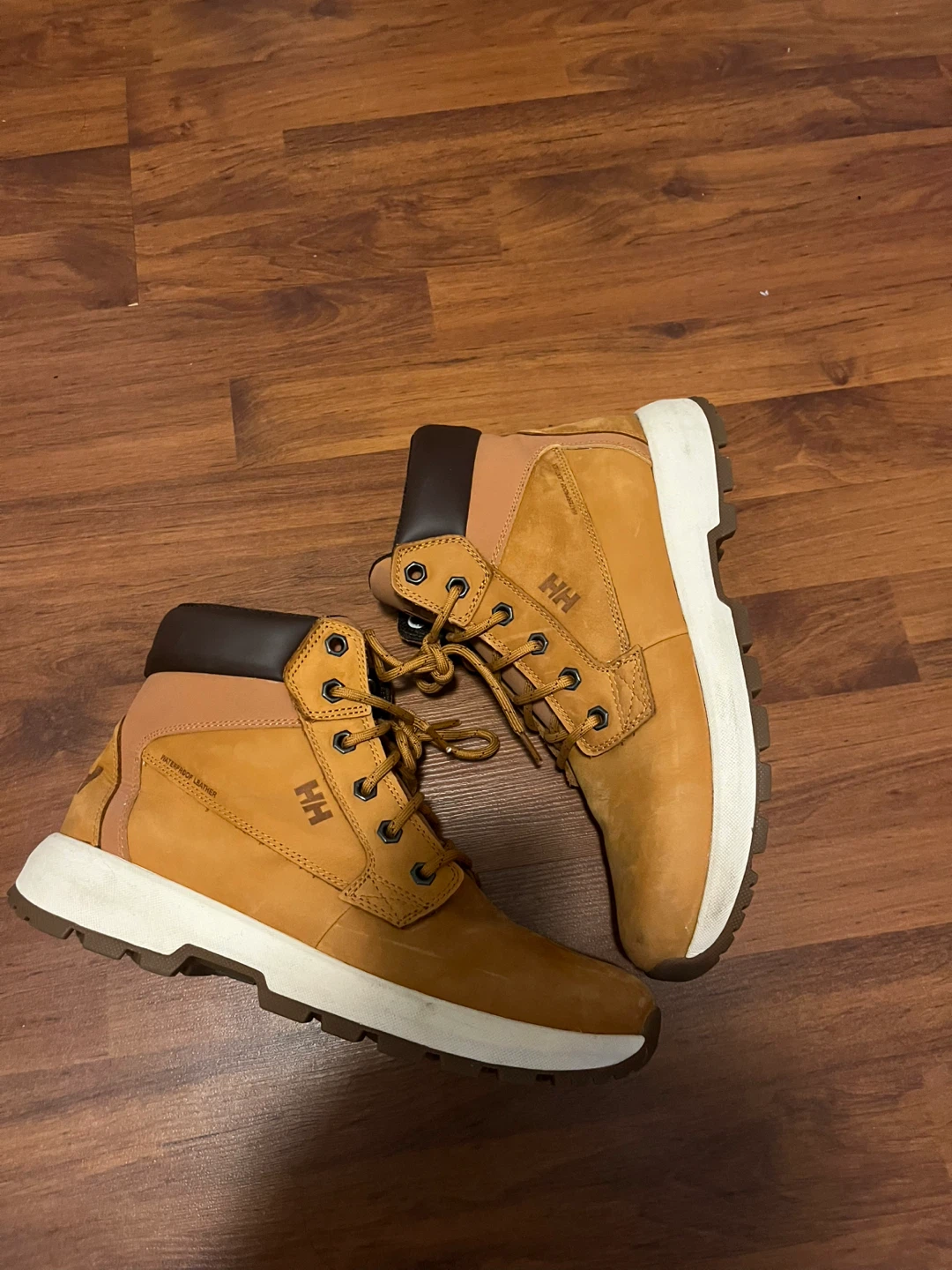 Helly Hansen Men’s Bowstring Primaloft Winter Boots