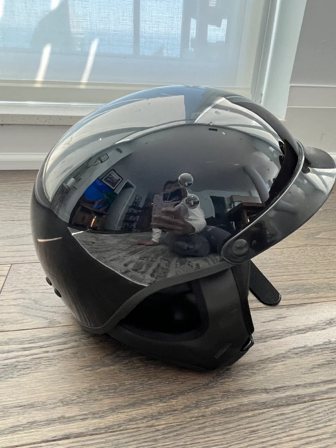 Black Motorcycle Helmet DOT MAX image indicator(3)