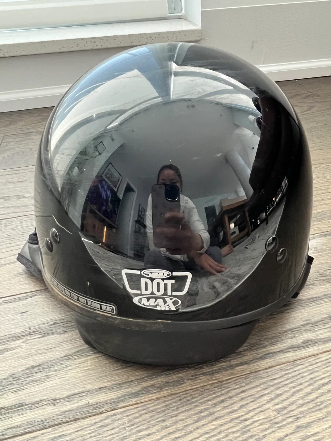 Black Motorcycle Helmet DOT MAX image indicator(4)