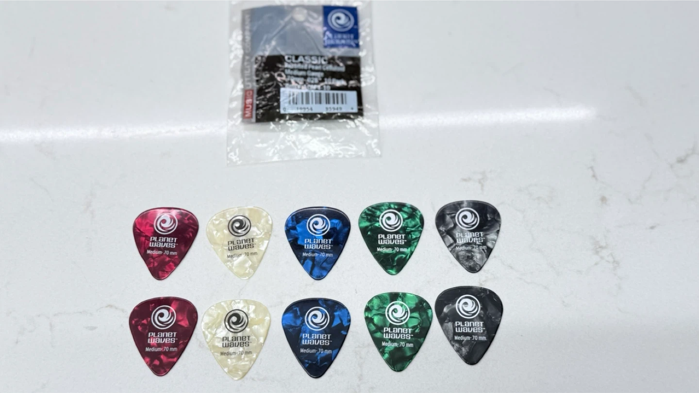 New Planet Waves Classic Assorted Pearl Celluloid Guitar Picks