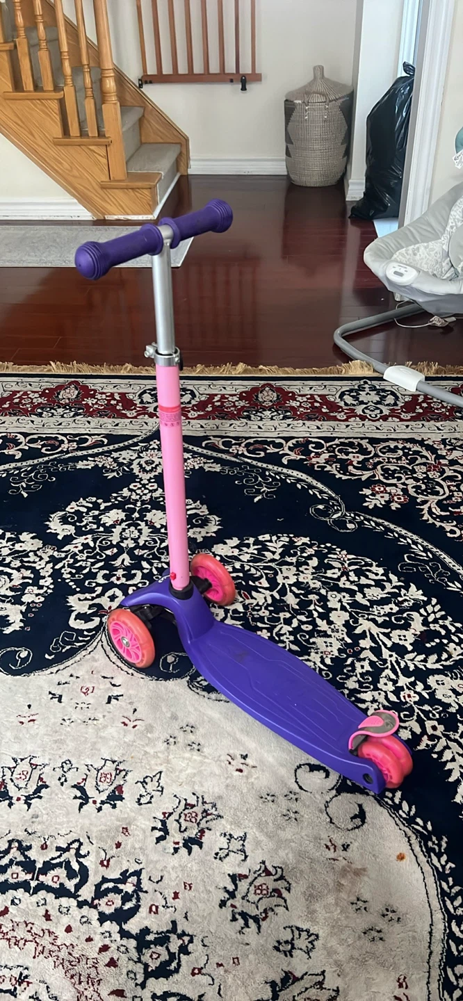 Kids' Purple & Pink Scooter