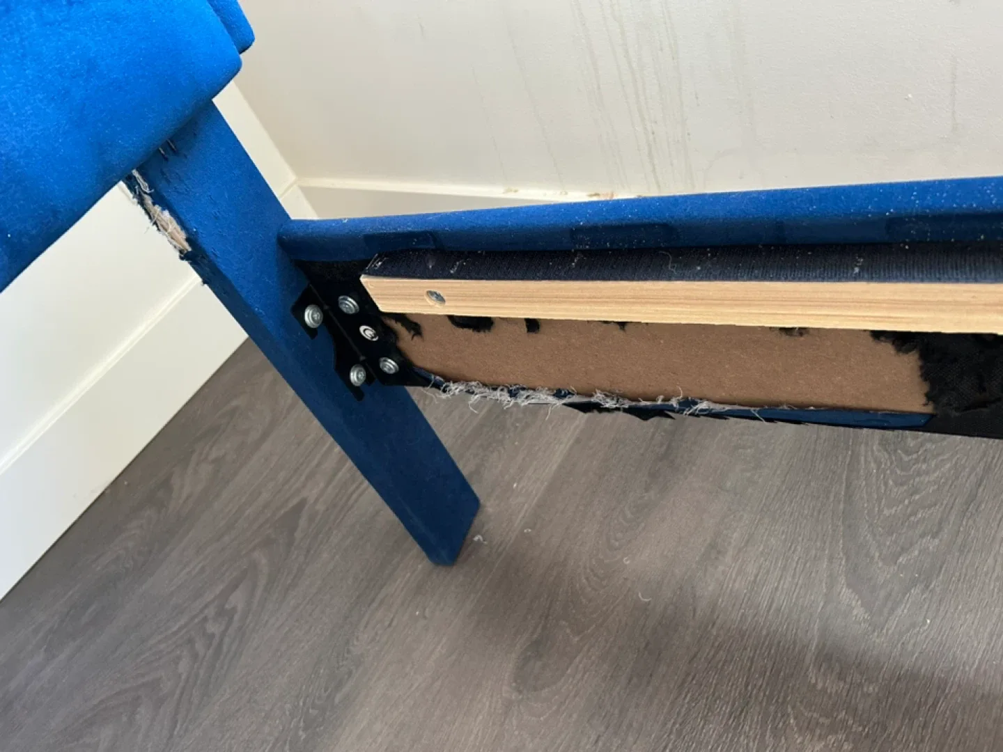 #FREE Good Full Frame with Mattress image indicator(5)