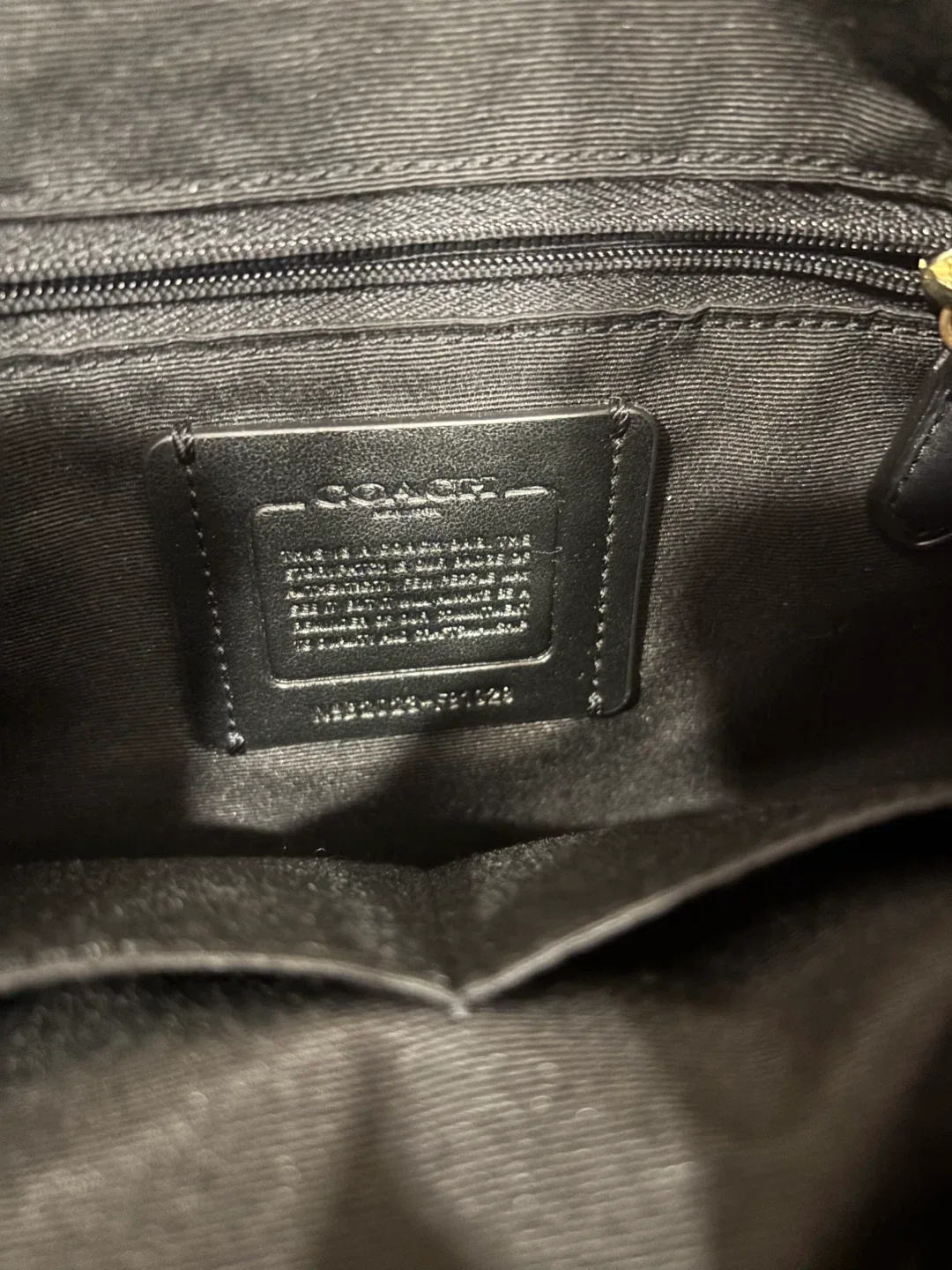 Coach Black Leather Shoulder Bag image indicator(7)