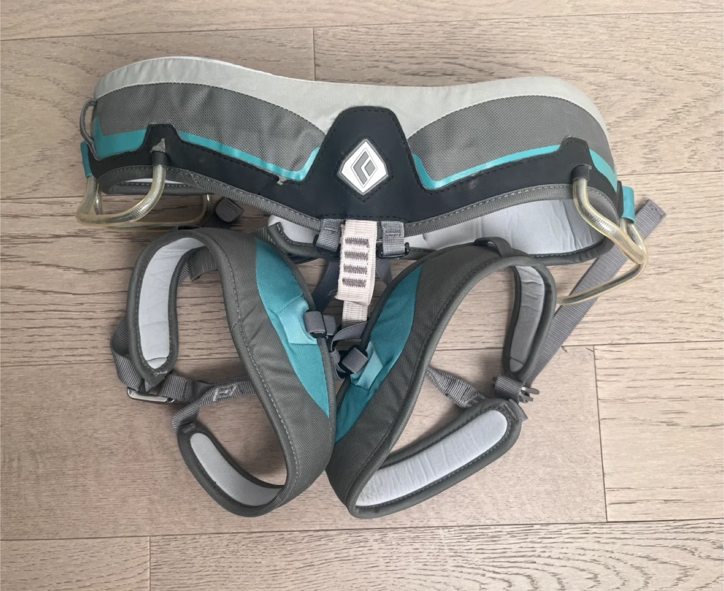 Black Diamond Women’s Climbing Harness image indicator(2)