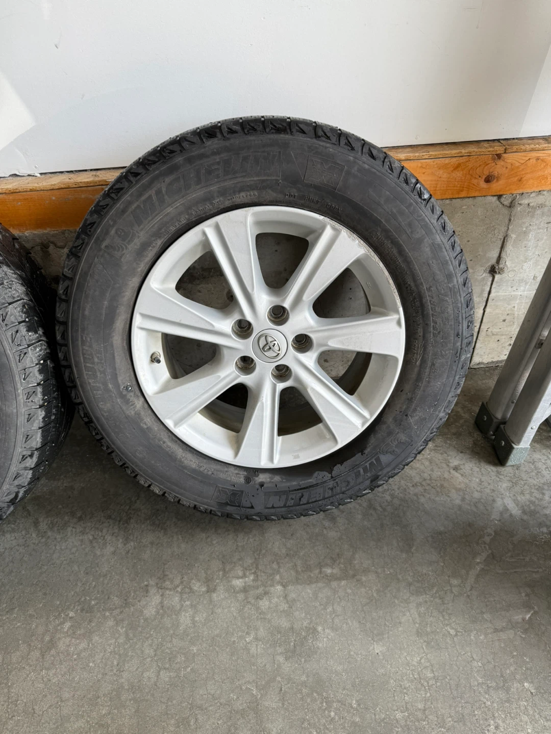Toyota Rims with Michelin Winter Tires - 245/65R17 - photo 3