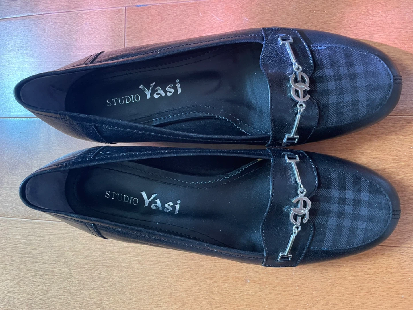Studio Yasi Black Loafers - Size 5.5 or 225 - photo 3