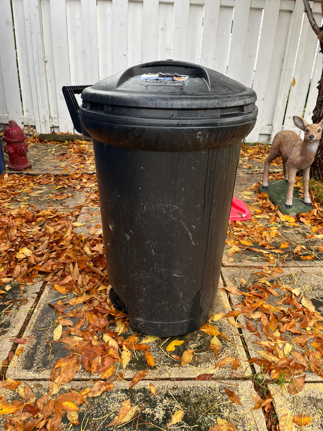 Outdoor Garbage Bin