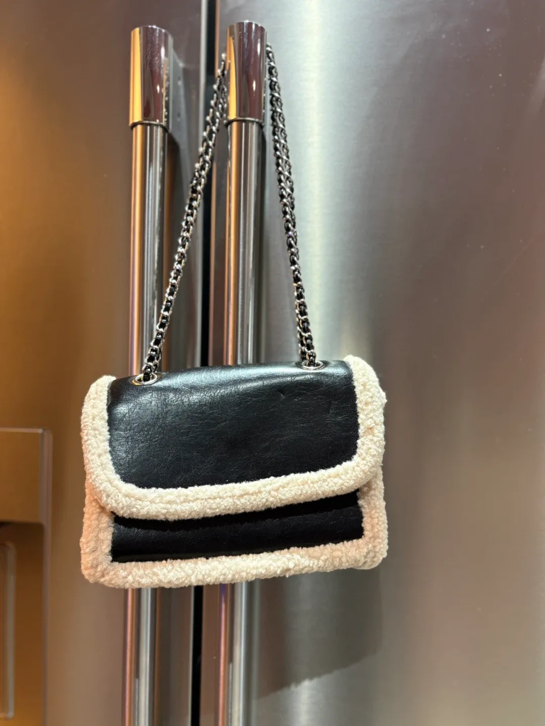 Black & White Shoulder Bag thumbnail