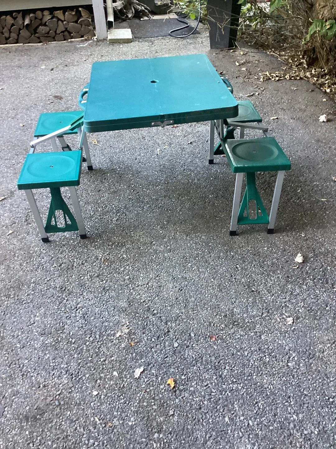 Folding Picnic Table with 4 Seats - Green