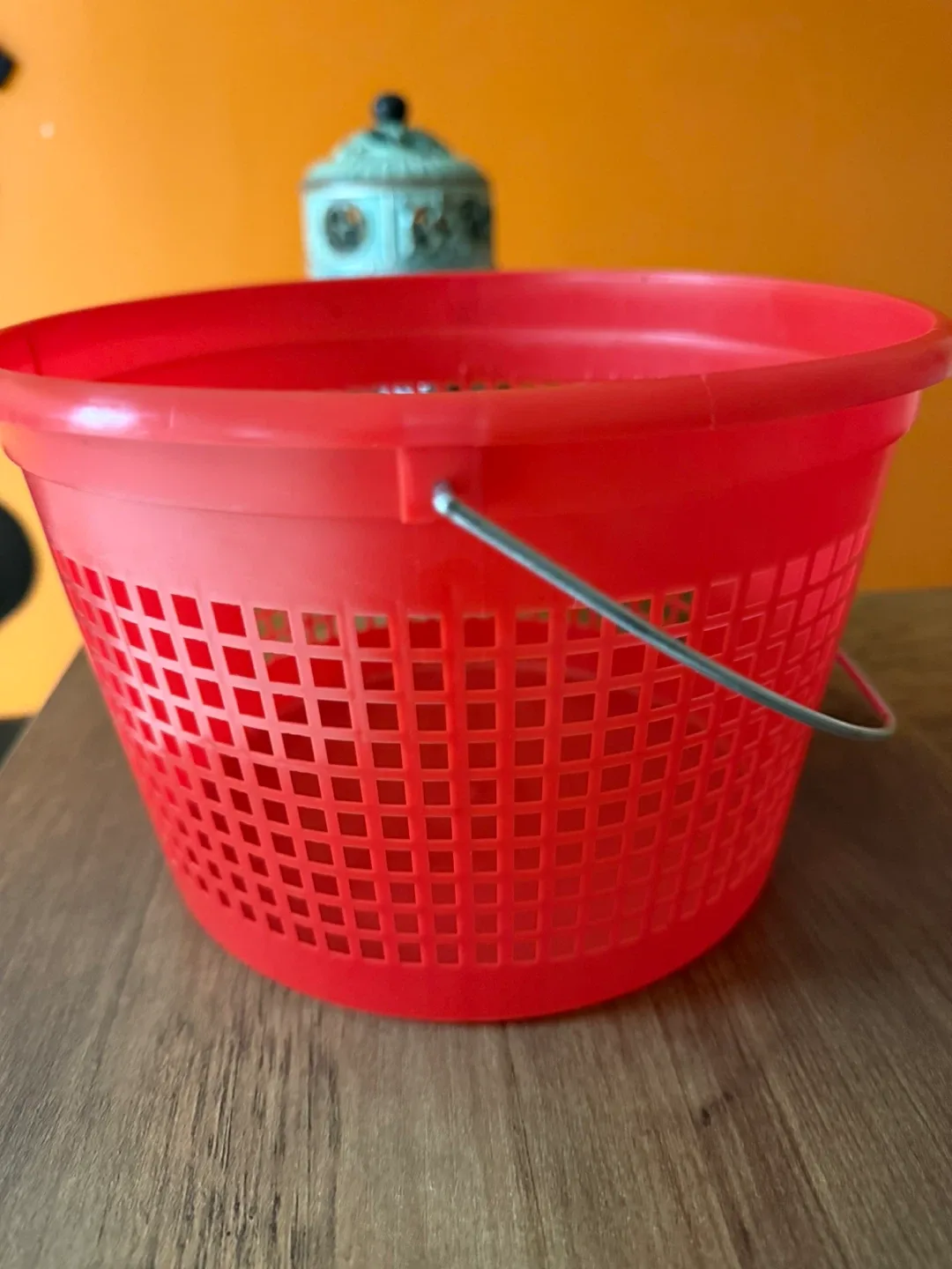 🧡Red Plastic Basket with Handle thumbnail