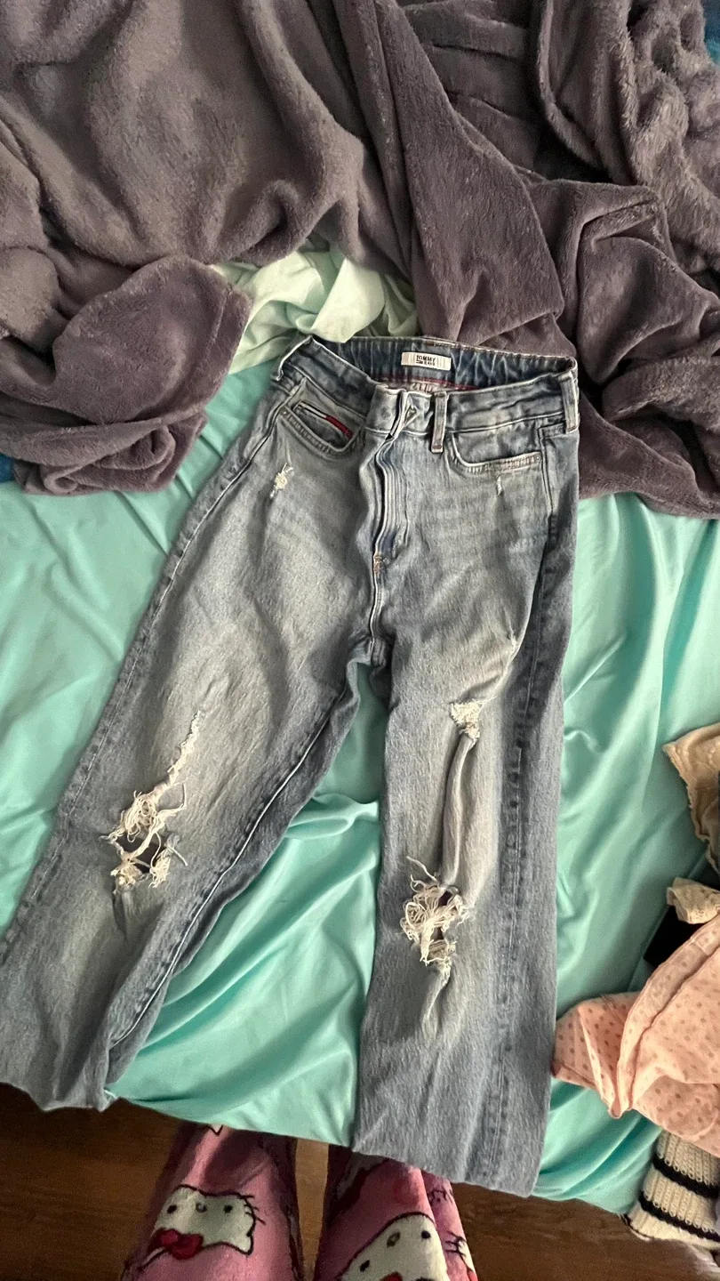 Tommy Hilfiger Distressed Jeans image indicator(2)
