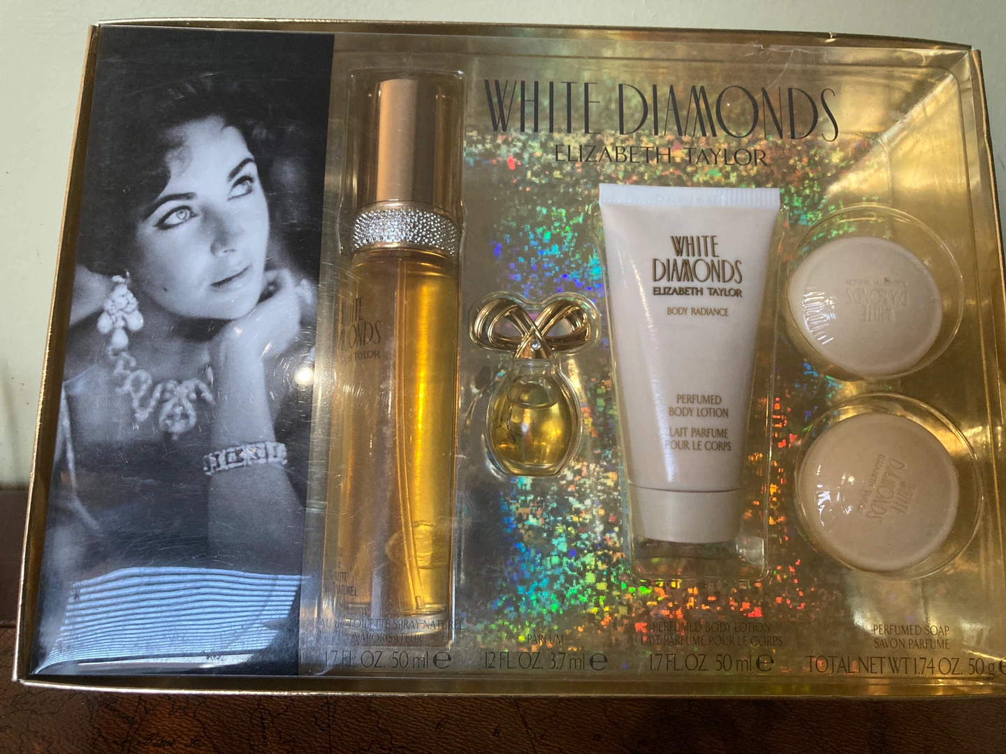 White Diamonds Elizabeth Taylor Gift Set