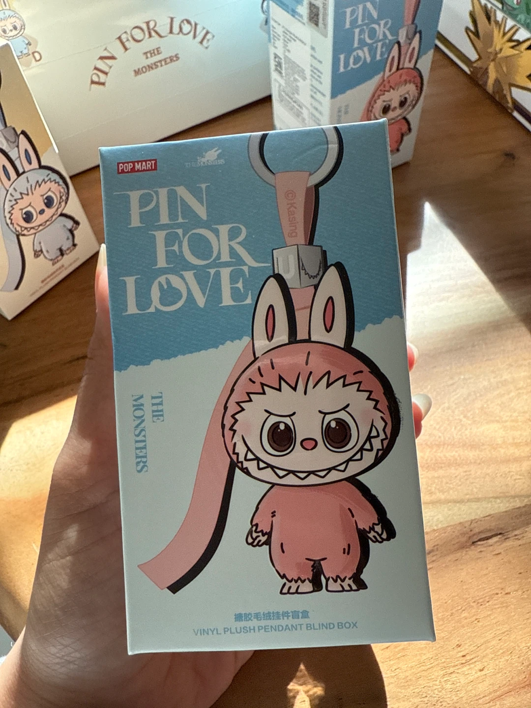 Labubu V4 Pin for Love Blind Box - photo 4
