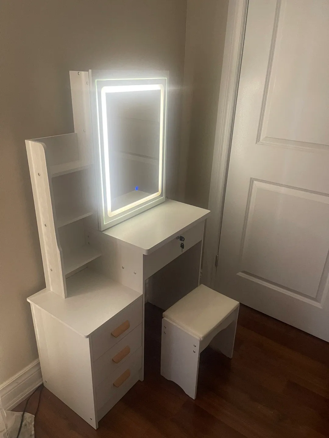 White Vanity Makeup Table with Lighted Mirror & Stool image indicator(2)