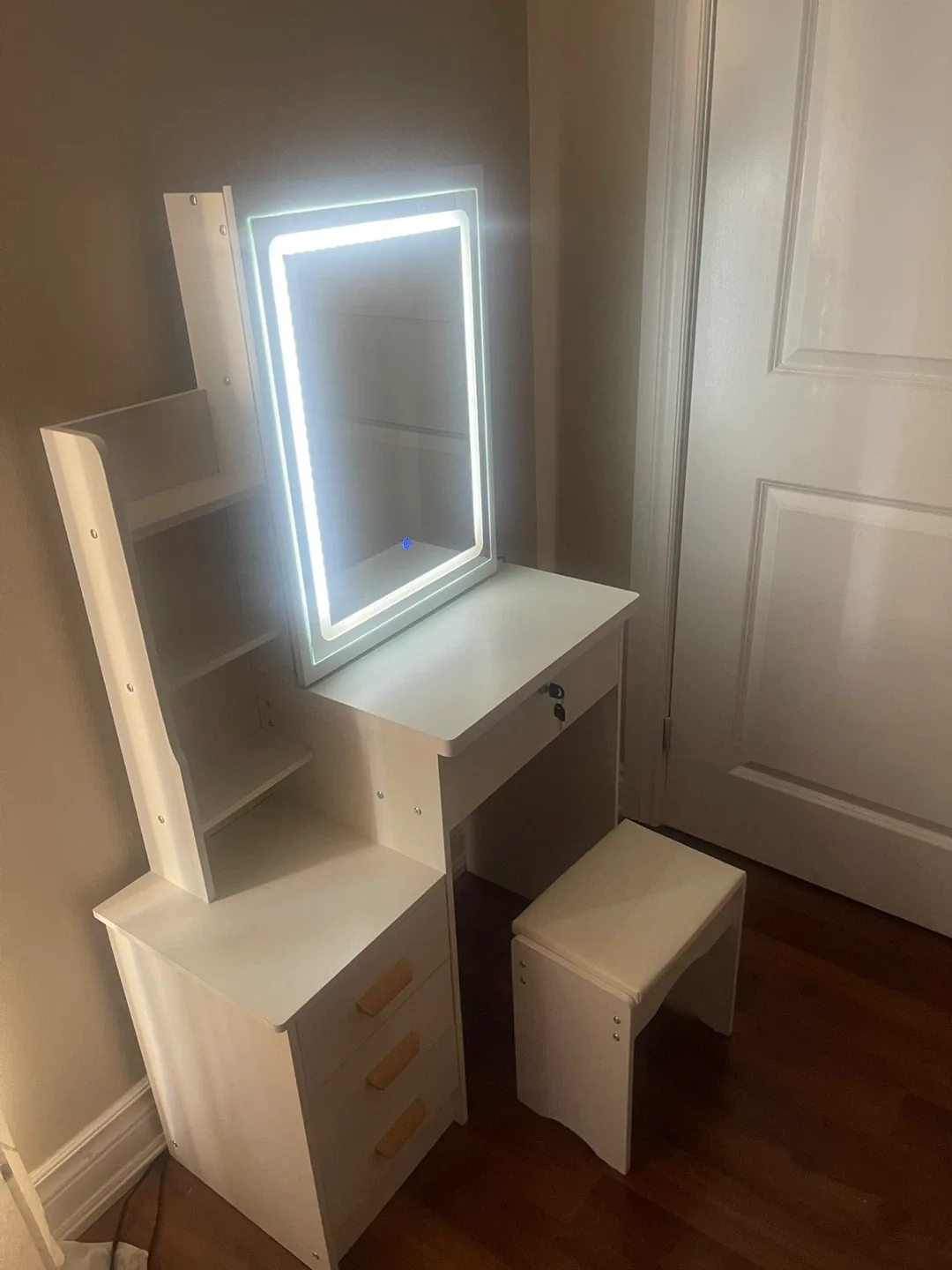 White Vanity Makeup Table with Lighted Mirror & Stool image indicator(4)