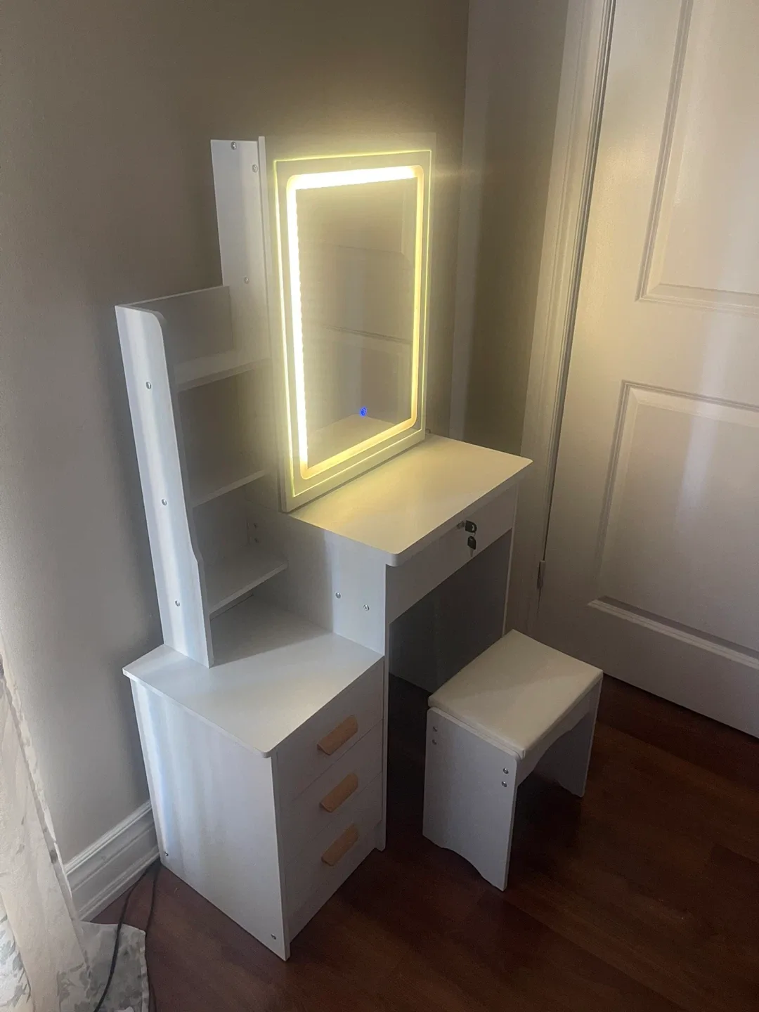 White Vanity Makeup Table with Lighted Mirror & Stool image indicator(3)