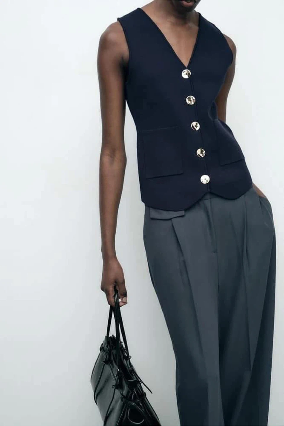 New Zara knitted navy blue vest with gold buttons M