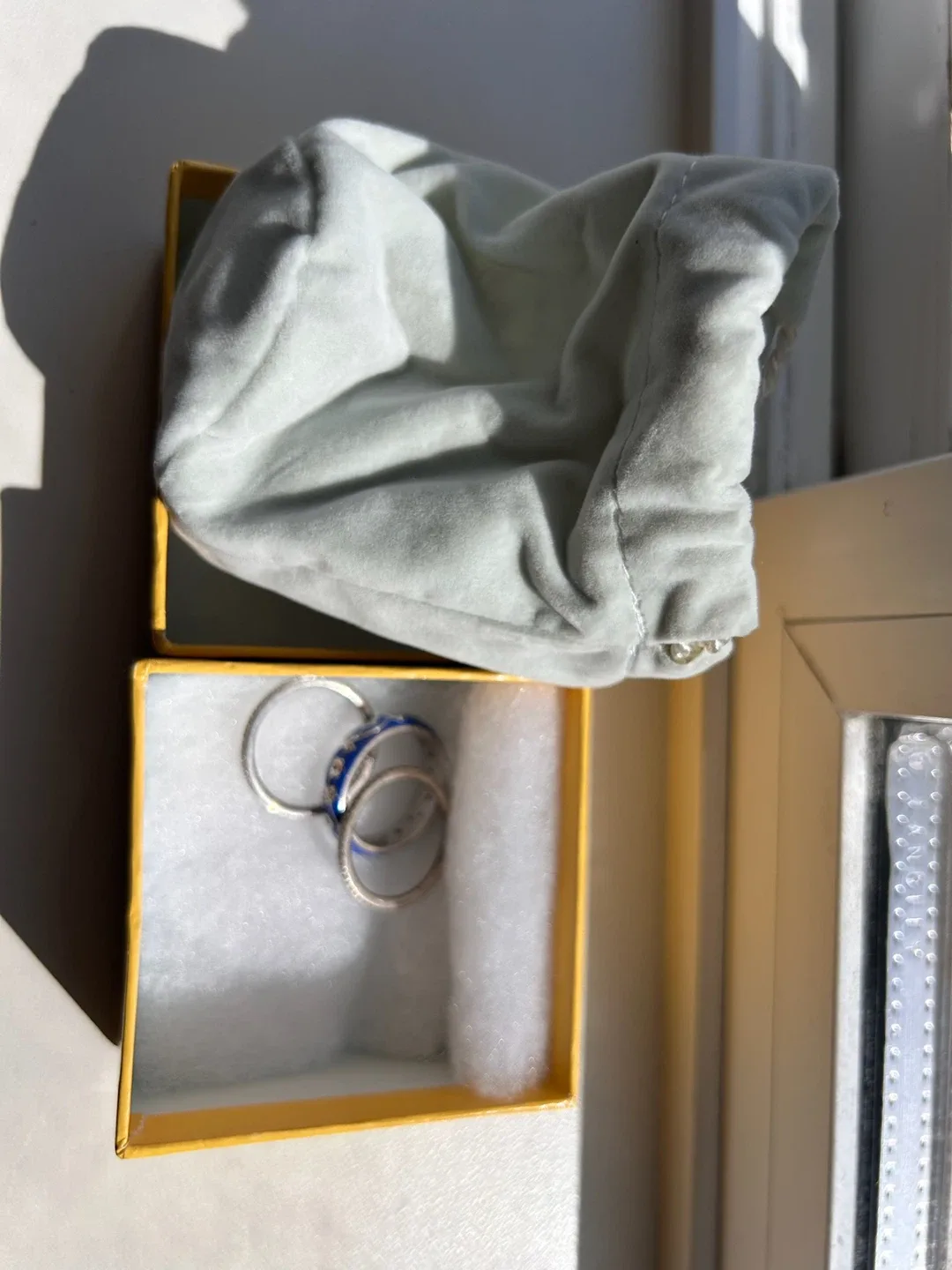 Hidalgo Diamond Rings Set image indicator(2)