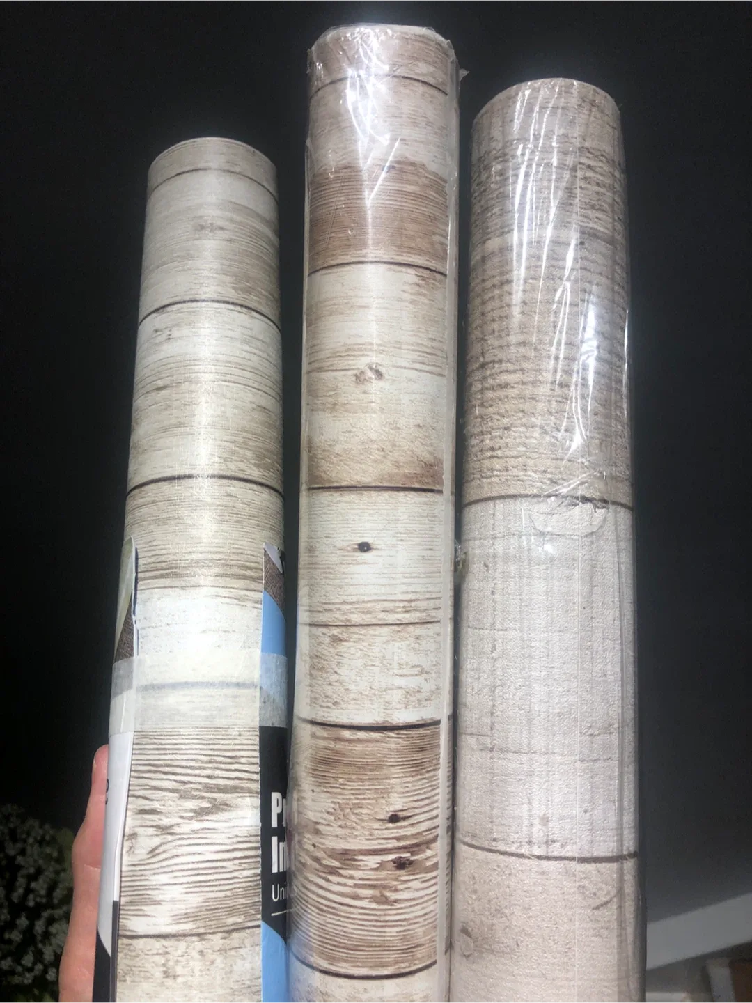 Reclaimed Wood pattern, peel & stick rolls image indicator(2)