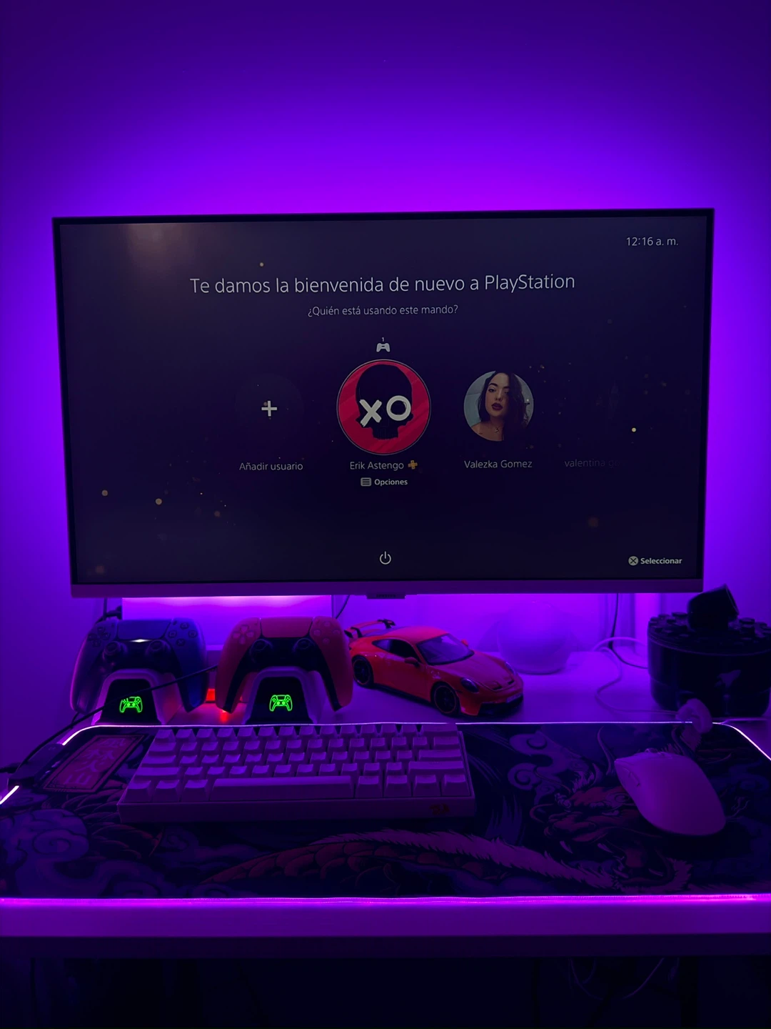 PlayStation 5 and Smart Monitor Samsung 32”