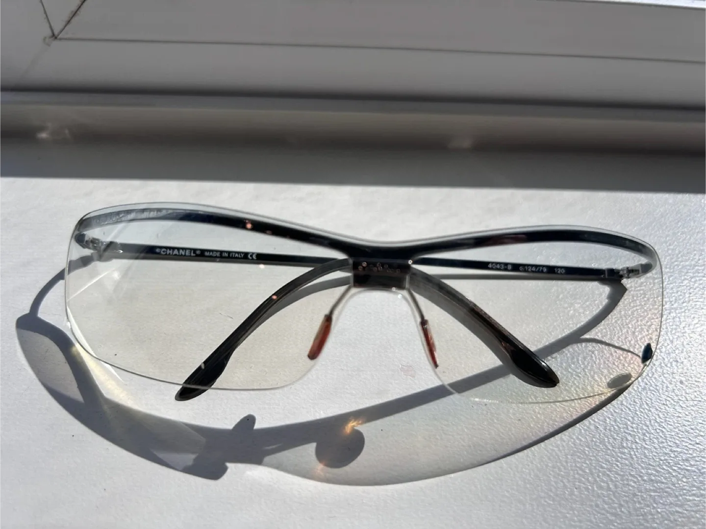 Vintage Chanel 4083-B Sunglasses with Case image indicator(2)