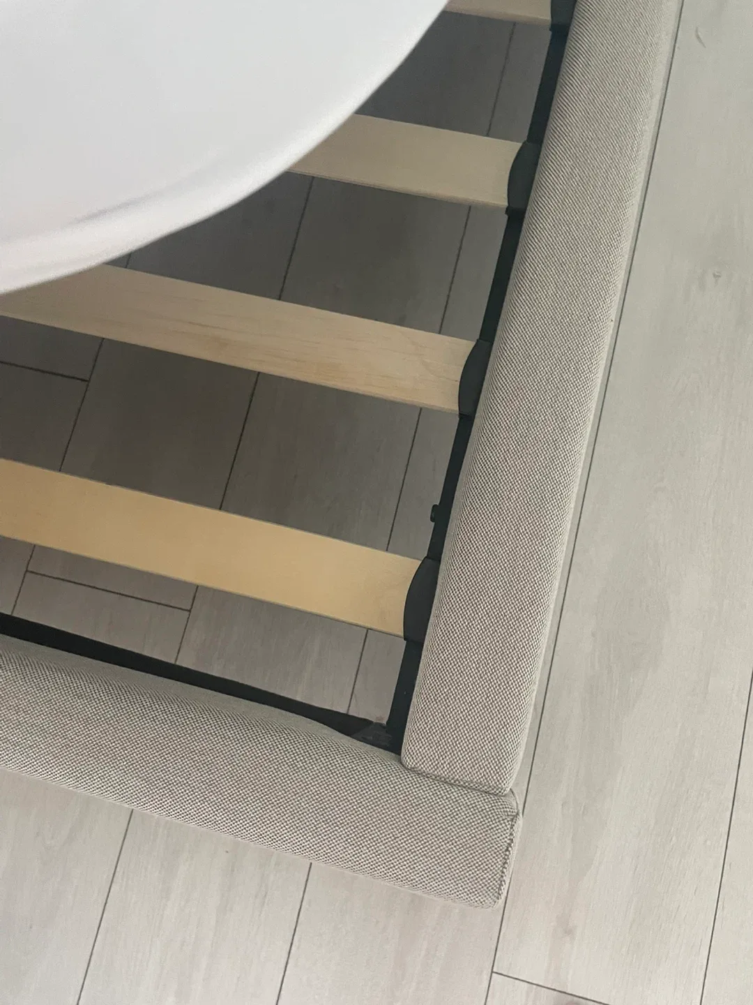 Upholstered Bed queen size image indicator(3)